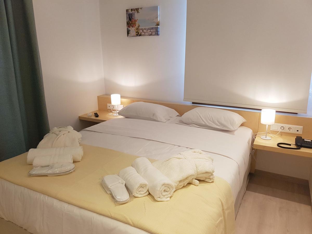 8Kto Hotel Skiathos Exterior photo
